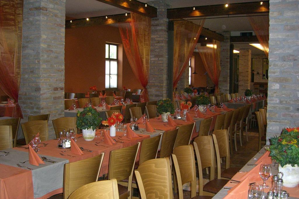 Sarlospuszta Club Tatarszentgyorgy