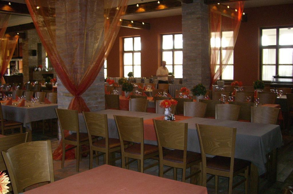 Hotel Sarlospuszta Club 3*