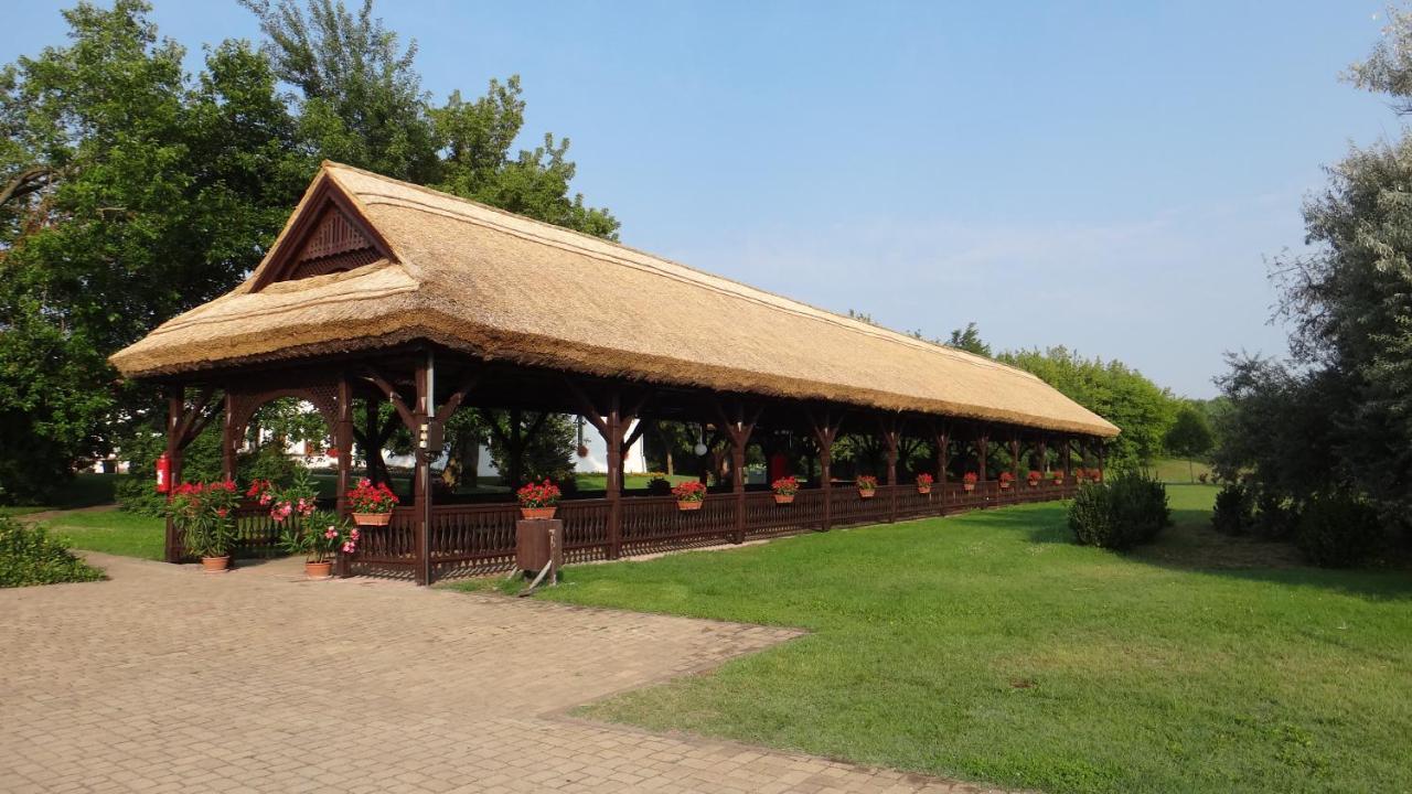 Hotel Sarlospuszta Club Tatarszentgyorgy